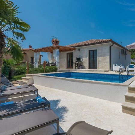Holiday Home Villa Joy By Interhome Novigrad Istria 외부 사진