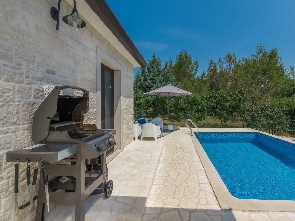 Holiday Home Villa Joy By Interhome Novigrad Istria 외부 사진