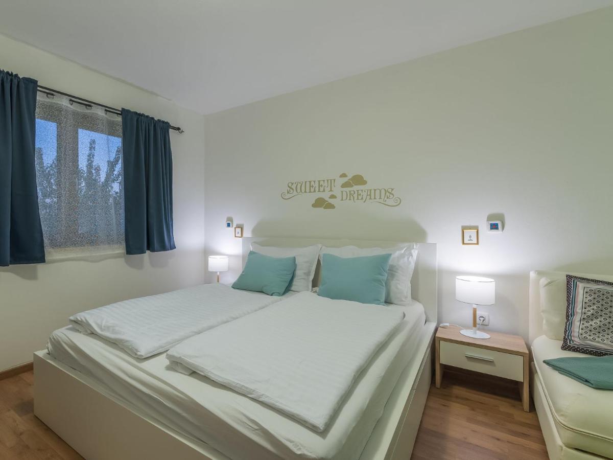 Holiday Home Villa Joy By Interhome Novigrad Istria 외부 사진